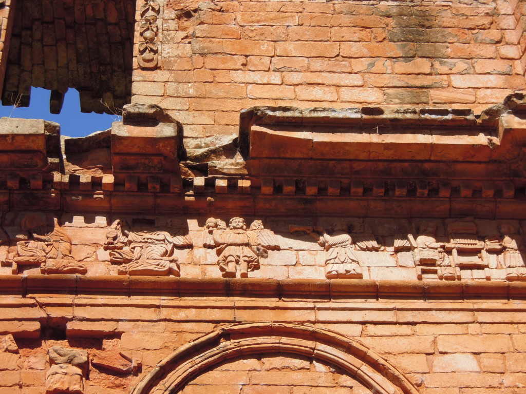 Muzykalne anioły w ruinach kościoła, Trinidad, fot. M. Lehrmann